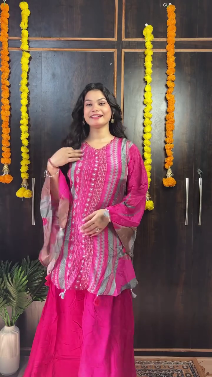 Festive Co-Ord Set for Women - Image 3