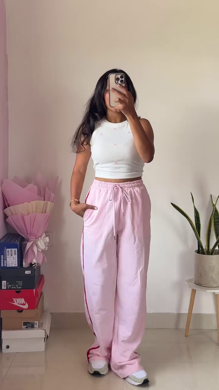 Women’s Grey Wide-Leg Jogger Pants - Image 3