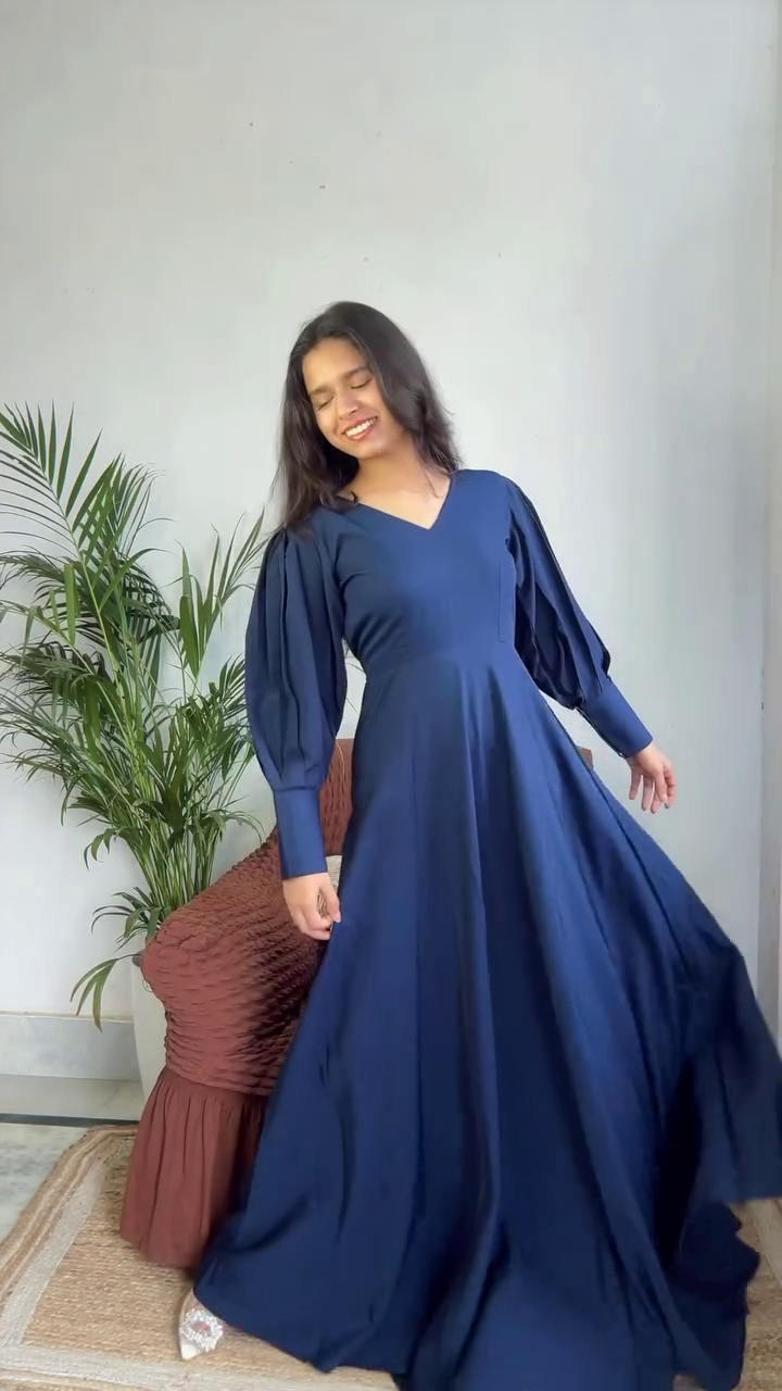 Navy Blue Maxi Dress for Women – Elegant Flared Long Dress with Balloon Sleeves - Image 2