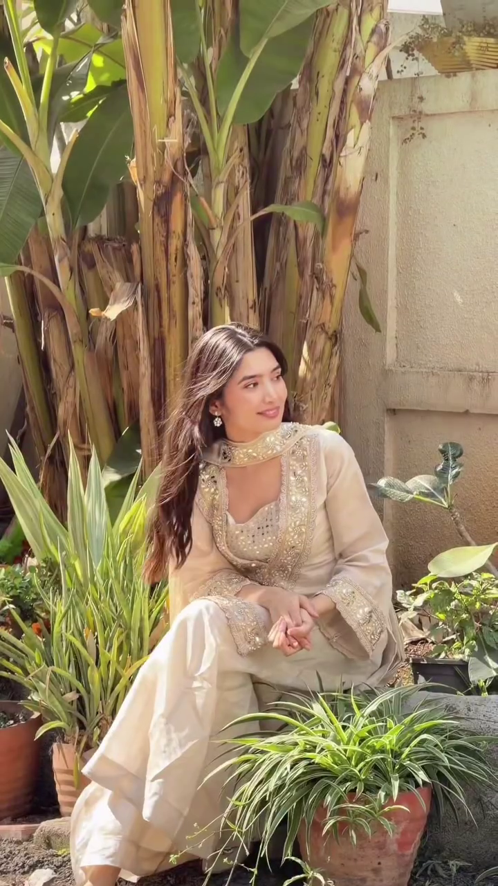 Elegant Beige Embroidered Salwar Suit – Festive Traditional Women’s Wear